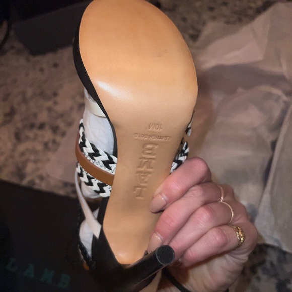Never worn L.A.M.B. Sandals size 10 - Picture 4 of 8